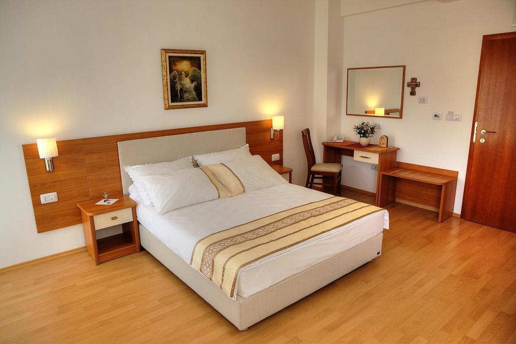 Hotel Leonardo Međugorje Zewnętrze zdjęcie